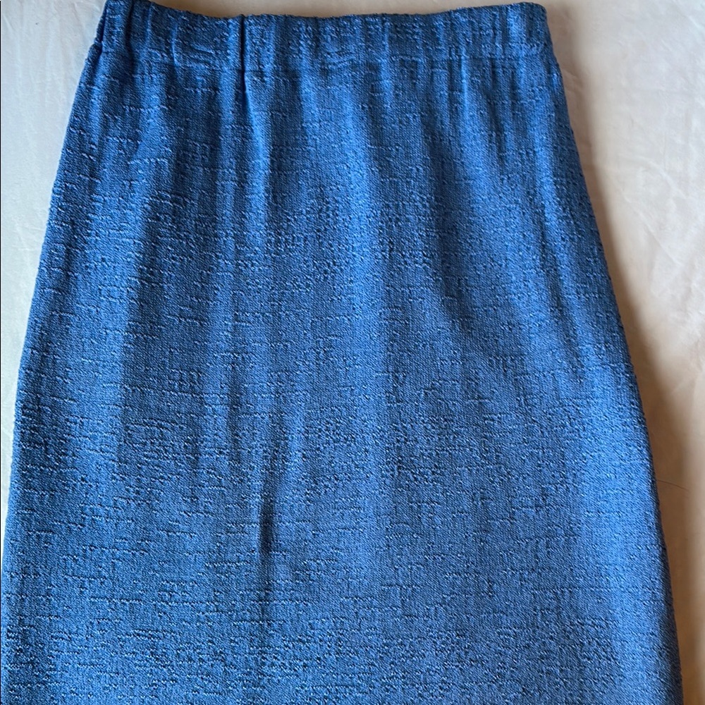 St. John Elegant Cornflower/Periwinkle Blue Women's Skirt